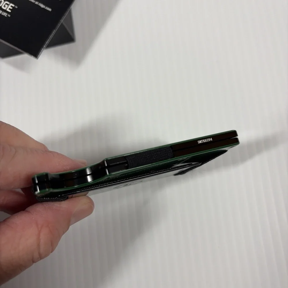 Ridge Wallet British Racing Green Aluminum RFID Cash Strap Minimalist Box